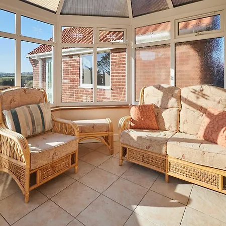 Host & - Cherry Willows Holiday home *