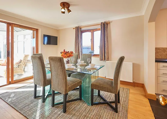 Host & - Cherry Willows Ferienhaus *